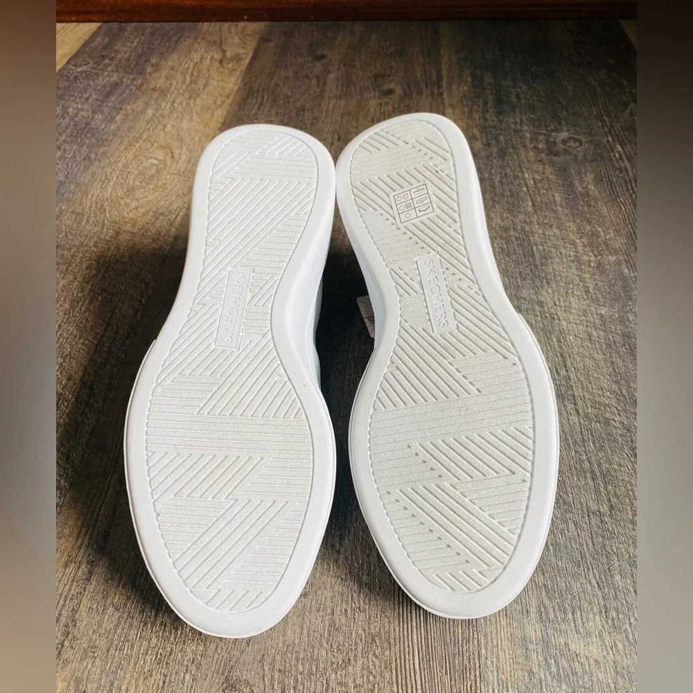 **NEW** Skechers Women’s Court Classics - Picture 11 of 12